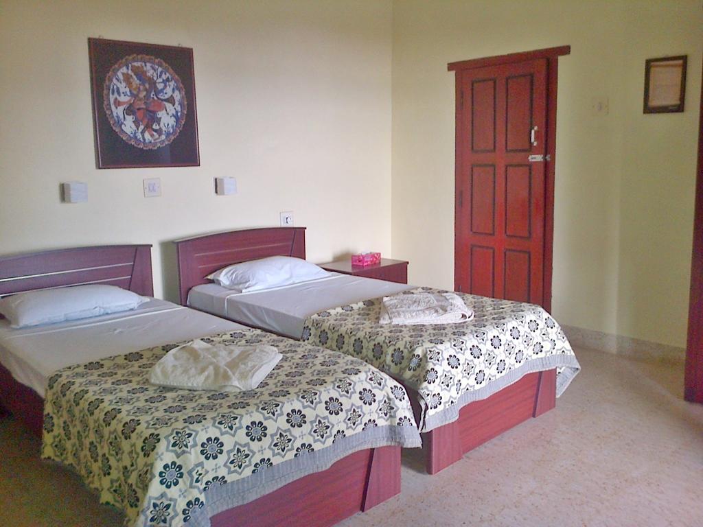 Hotel Lakeside Dindigul Zimmer foto